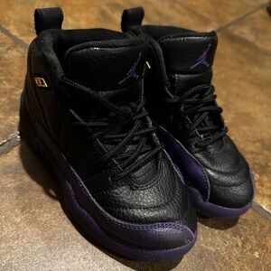 Jordan’s purple and black shoes!